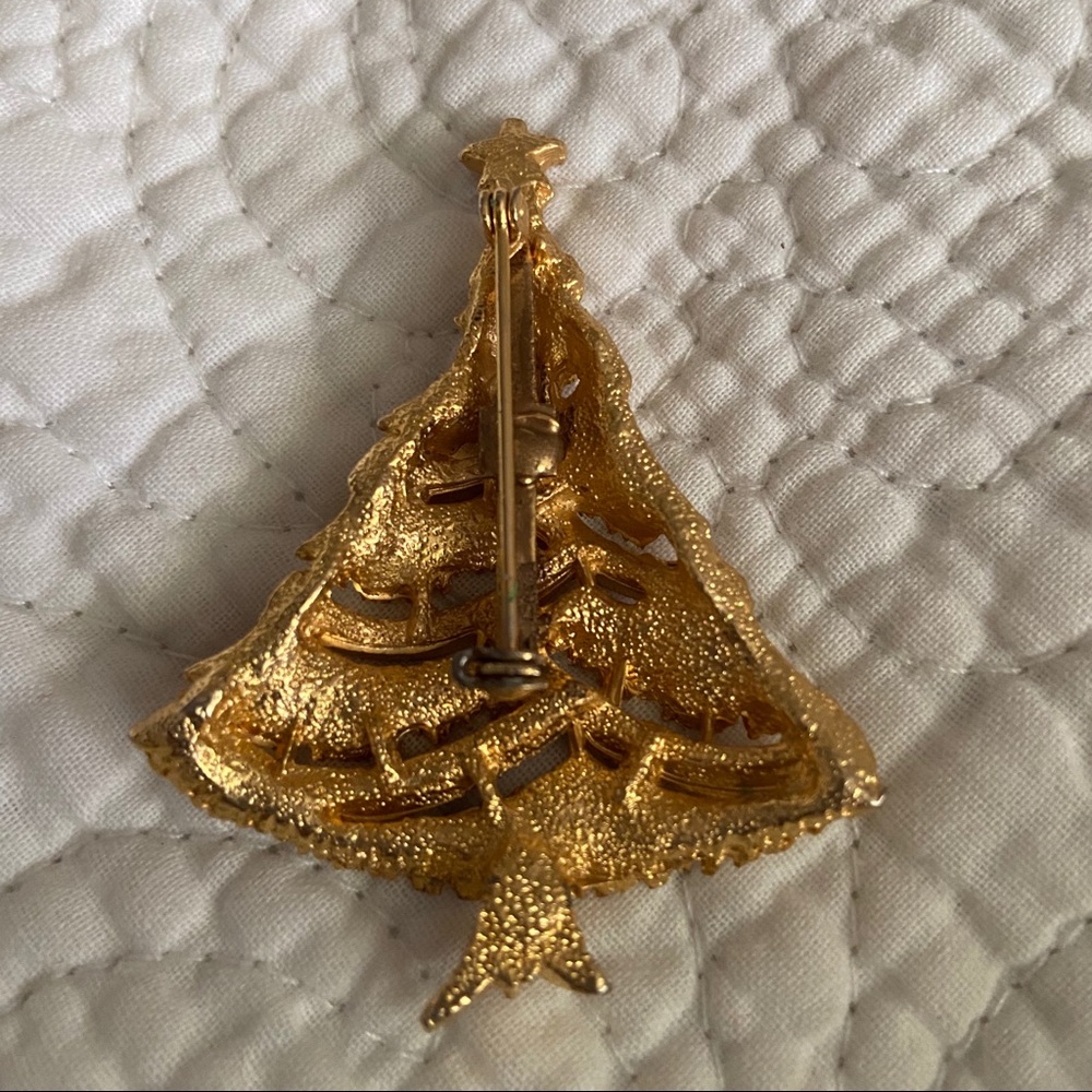 Christmas Tree Brooch - Picture 2 of 2